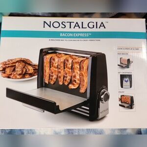 Nostalgia Bacon Express Toaster